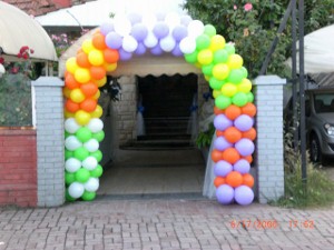 trabzondaki organizasyon firmalar DAMLA ORGANZASYON TRABZON  TEL.:04622283555 , BALON SÜSLEME UYGULAMALARI 